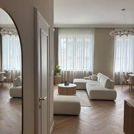 Astoria Design