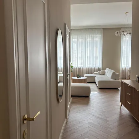 Astoria Design *